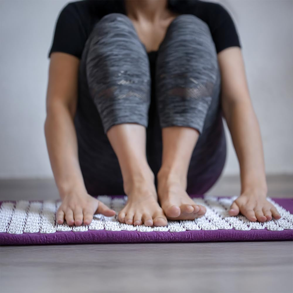Acupressure Mat (Purple) Massage Mat Acupuncture Mat Spikey Nail Spike Shakti Mat UK Shiatsu Mat Back Pain Meditation Mat Wellbeing Stress Relief Relaxation Pressure Point Sleep Aids for Adults